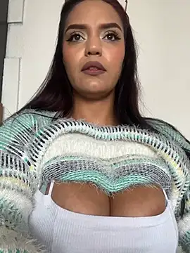 Sara-77 Adlı Modelin Web Kamerası Şovu