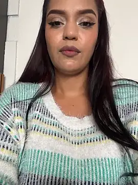 Sara-77 Webcam Show