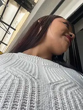 Sara-77 ওয়েবক্যাম শো