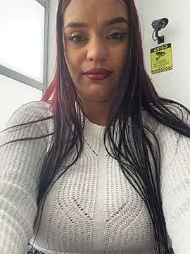 Chat XXX en directo de Sara-77