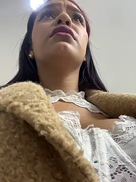 Sara-77 Webcam-Show