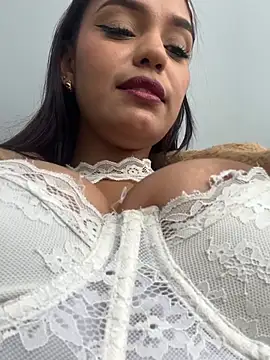 Sara-77 – Kamerová šou