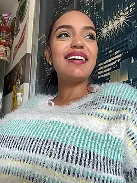 Sara-77 Pertunjukan Webcam