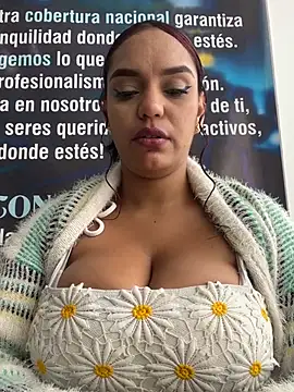 Sara-77's Webcam Show