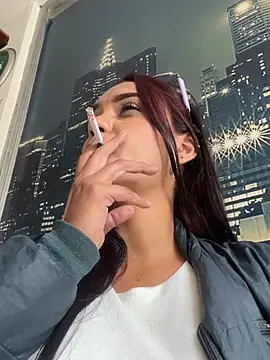 Sara-77 Webcam Show