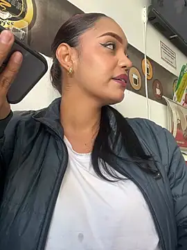 Show Webcam de Sara-77