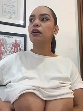 Sara-77 Webcamshow