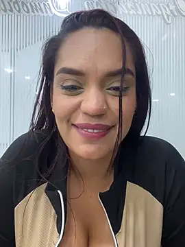Sara-77 webkamerás műsora