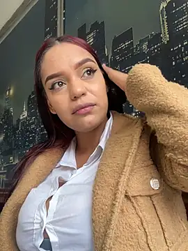 Sara-77 Adlı Modelin Web Kamerası Şovu