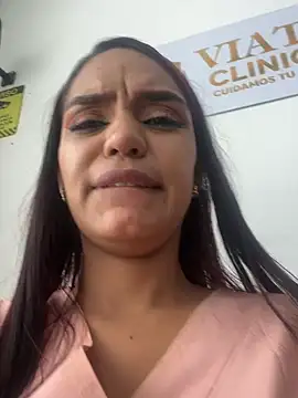 Sara-77 ওয়েবক্যাম শো