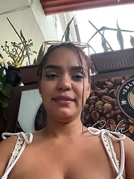 Sara-77 Adlı Modelin Web Kamerası Şovu