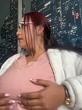 Sara-77 Adlı Modelin Web Kamerası Şovu