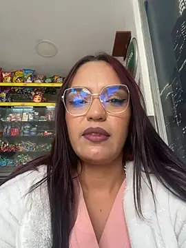 Sara-77 webkamerás műsora