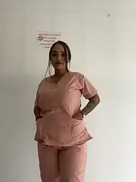 Sara-77's Webcam Show