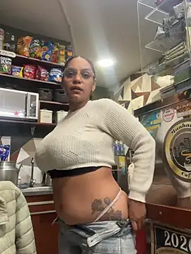 Sara-77 Webcam Show