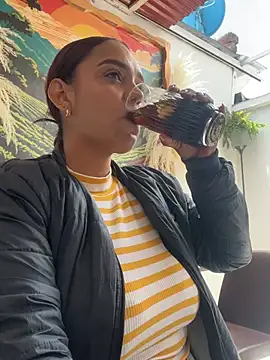 Sara-77 Webcamshow