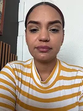 Sara-77 Webcamshow