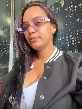 Sara-77 Webcam show