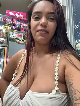 Sara-77 webkamerás műsora