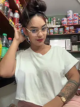 Sara-77n Webbikameraesitys