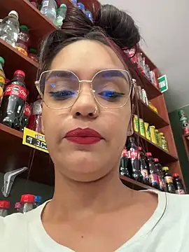 Sara-77 Webcamshow