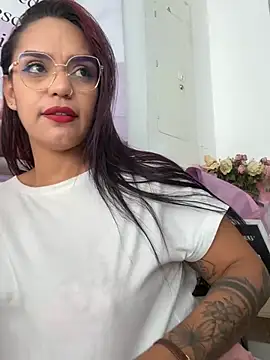 Sara-77 网络视讯表演