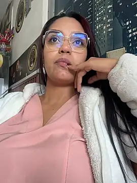 Sara-77 ওয়েবক্যাম শো