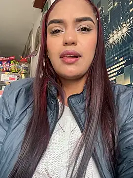 Czat XXX na żywo – Sara-77