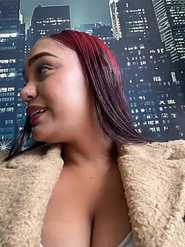 Sara-77's Webcam Show