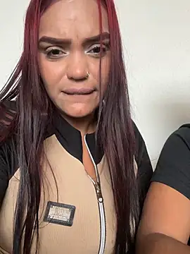 Sara-77 Webcamshow
