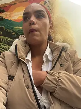 Sara-77: απευθείας συνομιλία ΧΧΧ