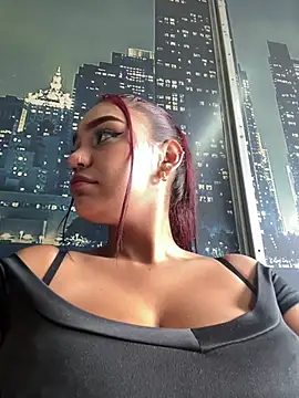 Sara-77 Pertunjukan Webcam