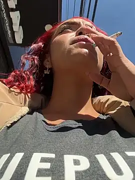 عرض كام Sara-77