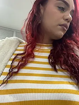 Sara-77 webkamerás műsora