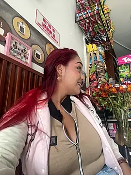 Sara-77 网络视讯表演