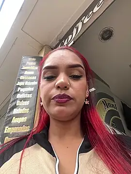 Sara-77 ওয়েবক্যাম শো