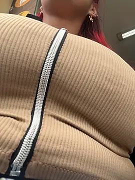Sara-77 webcam show