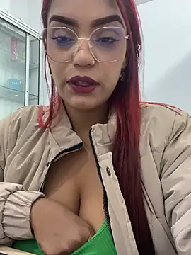 Sara-77 Webcam show