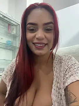Sara-77 Show in webcam