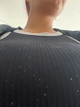 Sara-77 Webcamshow