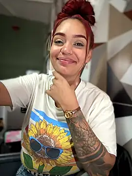 Sara-77n Webbikameraesitys
