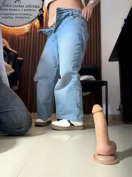 Sara-77 ওয়েবক্যাম শো