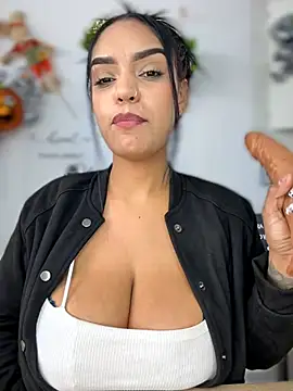 Show de Sara-77 na webcam