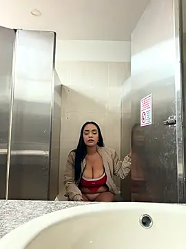 Sara-77 웹캠 쇼