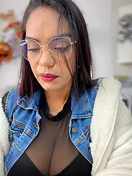Sara-77 Webcam-Show