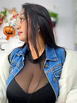 Sara-77 Webcamshow