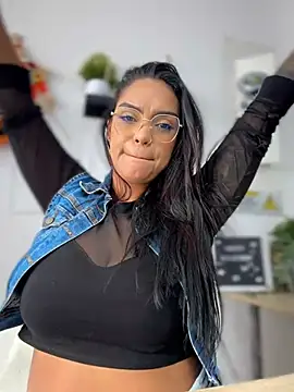 Sara-77 webcam show