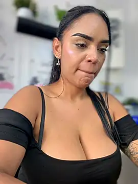 Sara-77 Webcamshow