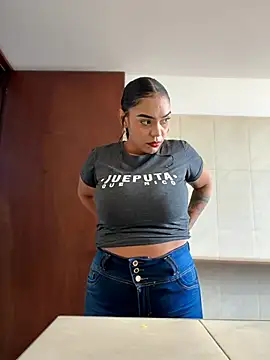 Sara-77 웹캠 쇼