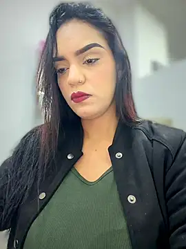הופעת וובקאם של Sara-77